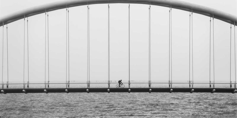 家庭能源审计实战指南：从智能电表解读到生活习惯微调，一站式服务平台助您节能降费