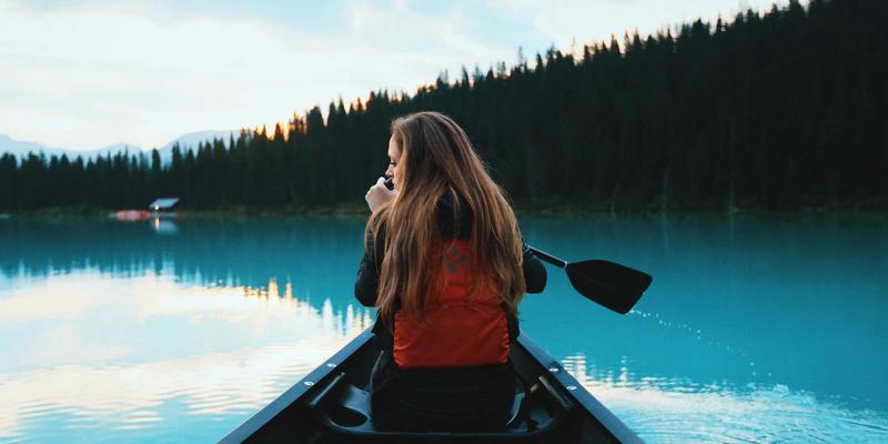 绿色生活新主张：城市周边农场溯源之旅，一站式服务平台带您重拾食物与土地的连接